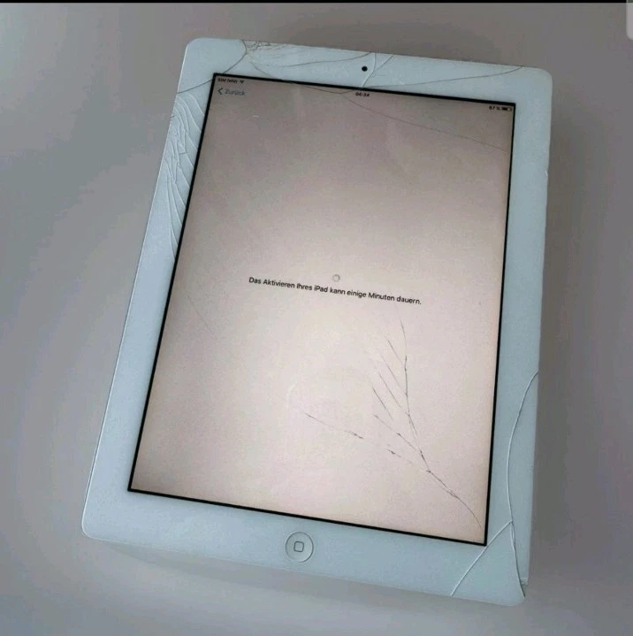 Apple iPad 2 A1396 32GB WLAN 24,64 cm Silber mit Ladekabel Gebraucht Unlocked - Bild 2 von 4