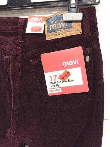 Pantaloni da donna in velluto Mavi modello 174 vita bassa, taglio stivale zip fly rosso vino W26 L34 - Foto 4 di 5