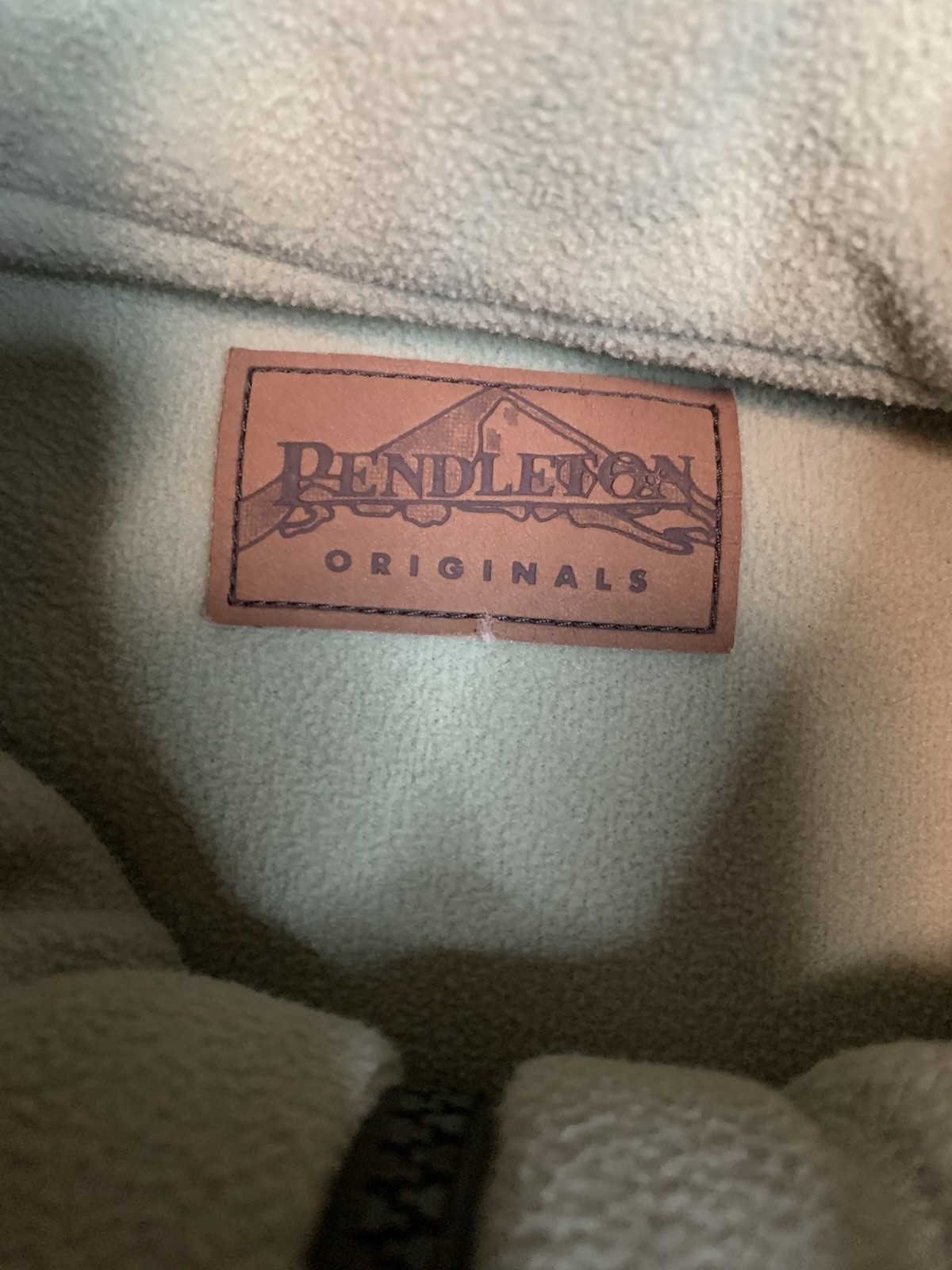 Pendleton Vest Men's Medium Reversible Fleece Oli… - image 2