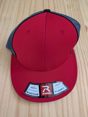new-with-tags XS-SM Richardson hat, FlexFit w/ elastic-band, trucker hat cap 
