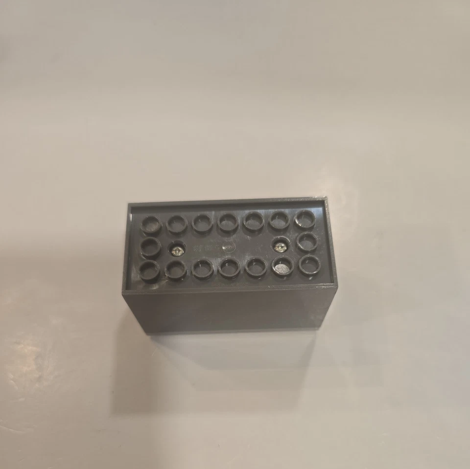 LEGO 9V Power Functions Battery Box (87513c01), Tested - Image 3 of 3