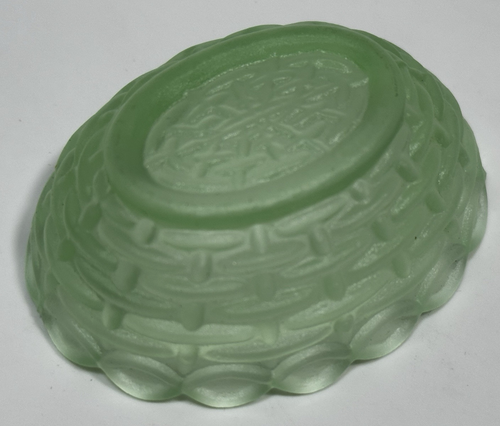 Set of 8 Green Vaseline Uranium Satin Glass Hen Chicken Nest Basket Salt Cellar - Picture 4 of 6