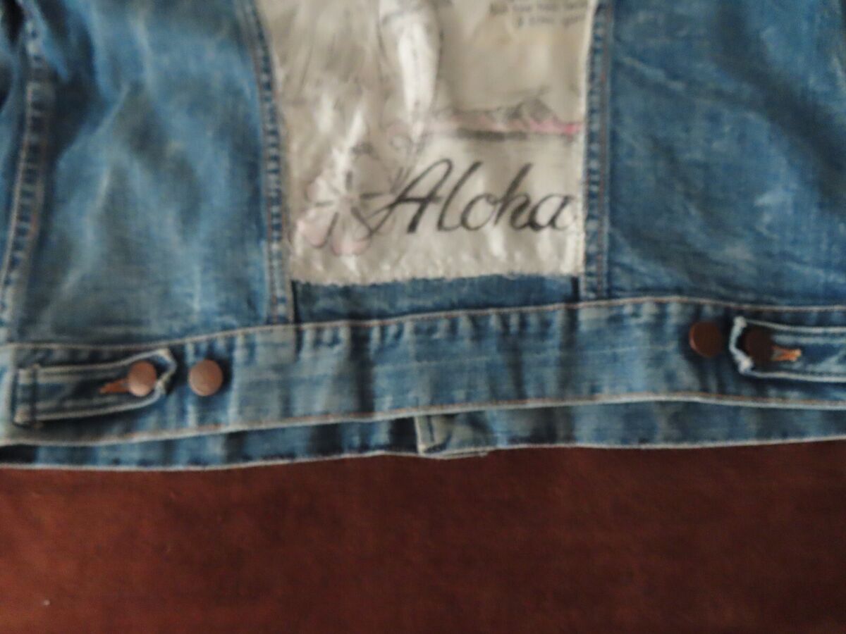 Vintage Wrangler Denim Jacket 44 Four Pocket Front Made In Vintage Wrangler Denim Jacket 44 Four Pocket Front Made In