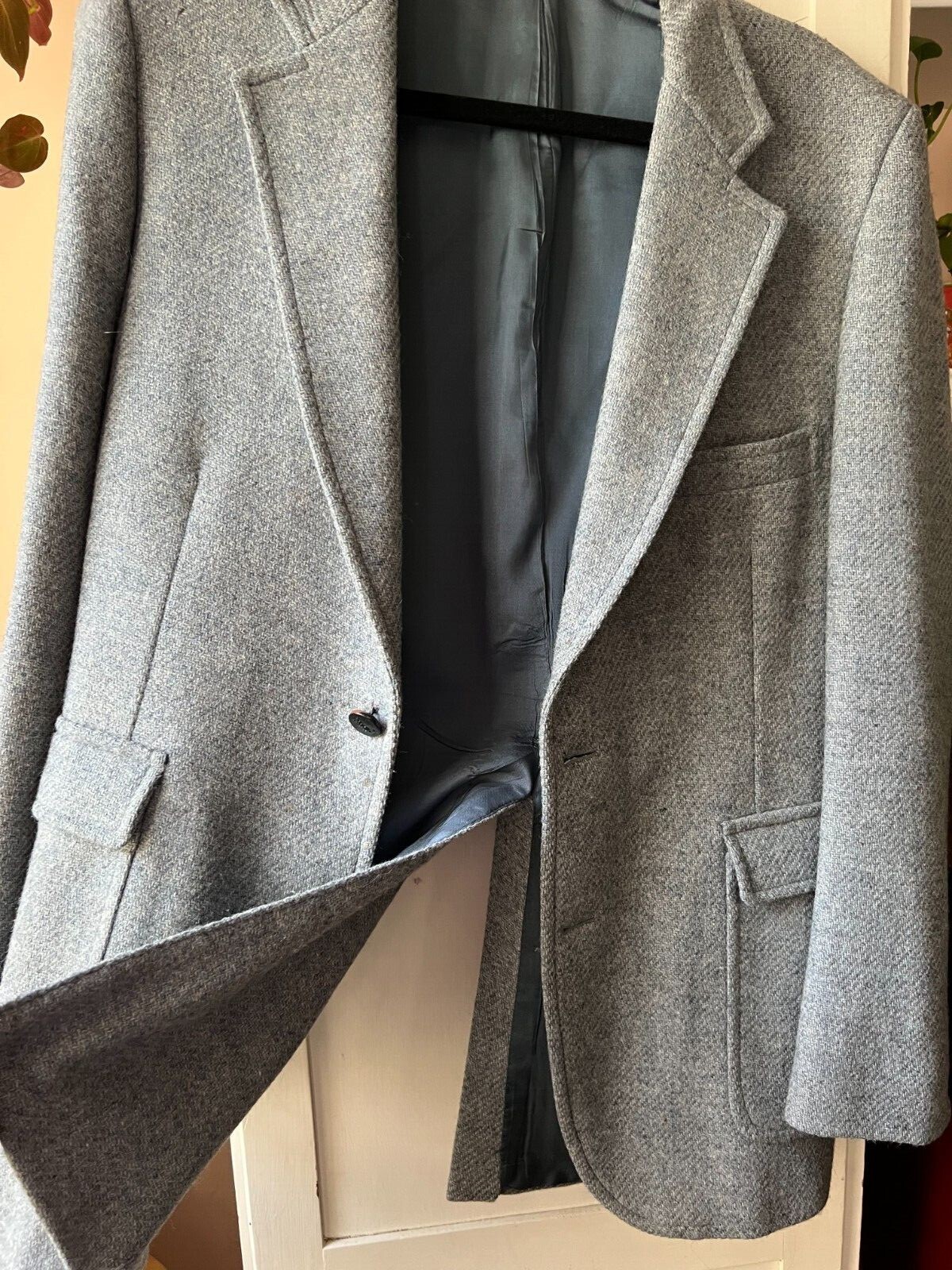 Giacca vintage grigia in lana Yves Saint Laurent con bottoni a gambo