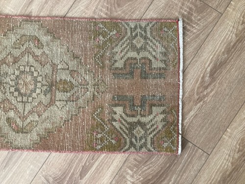 Turkish Rug, Vintage Rug,Doormat Rug, Boho Deco,Handmade Rug,Carpet 1,2 x 3 ft - Picture 8 of 9