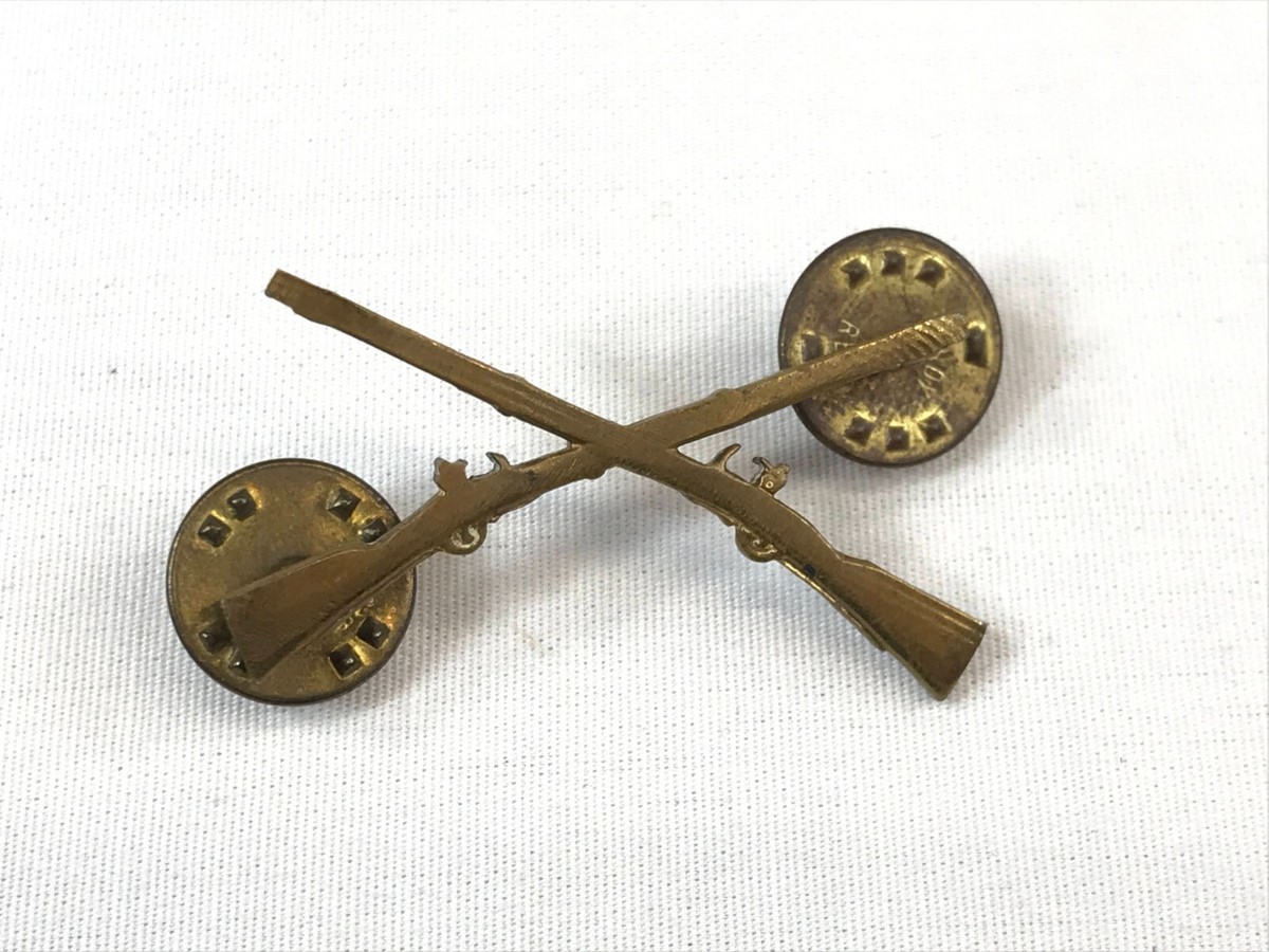 Vintage WWII US Army Crossed Rifles Infantry Officer Uniform Pin