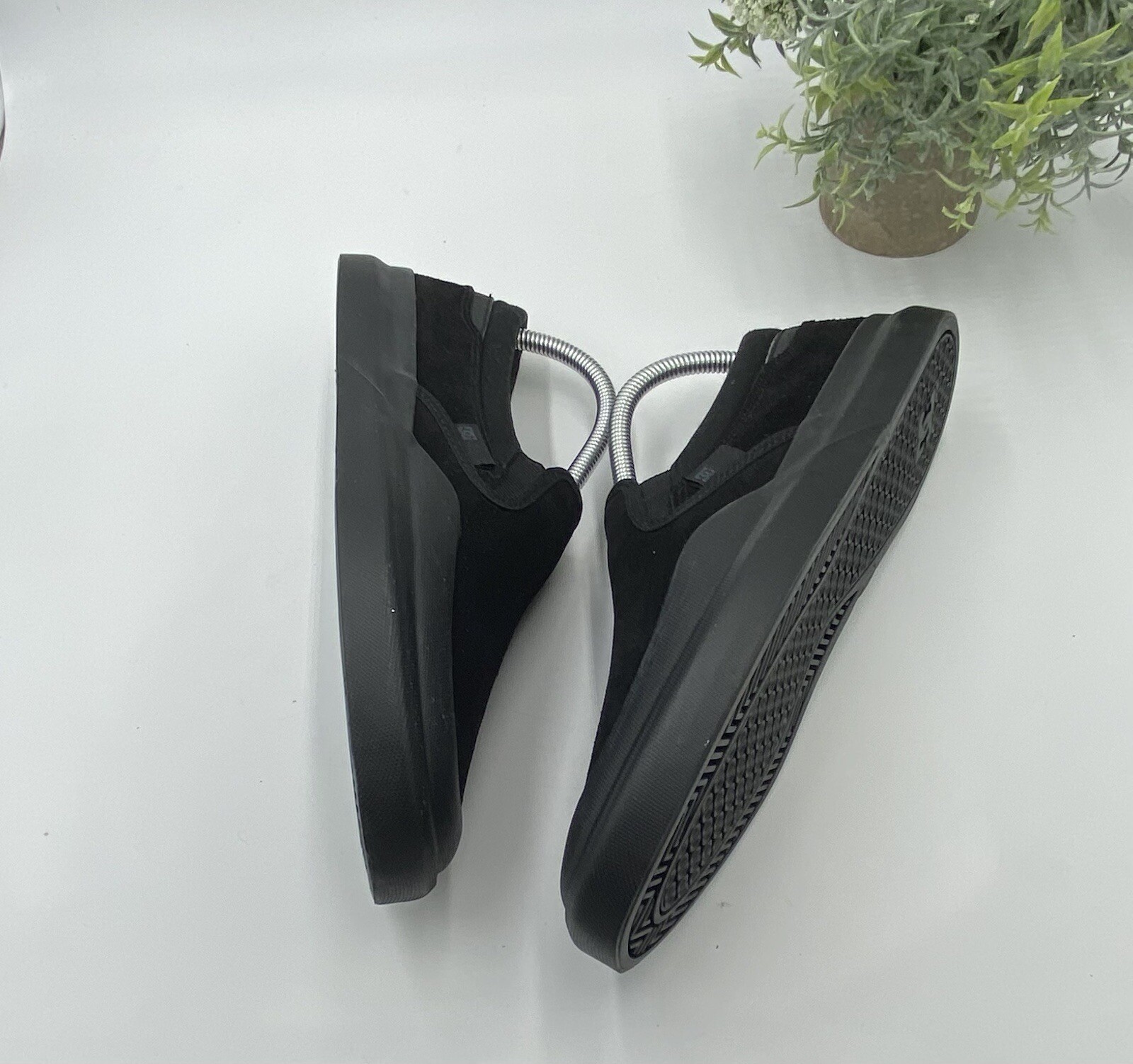 DC Shoes Men's Infinite Slip-On Skate Shoes Black/Black/Black Sz