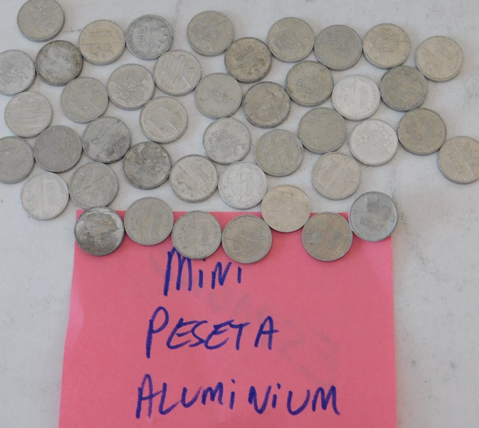 LOT MINI pièces de monnaie ESPAGNOLE ESPAGNE peseta PESETAS aluminium CARLOS alu - Photo 1/4