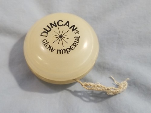 Vintage Duncan Yo-Yo Glow Imperial Advertising Rice Krispies Kellogg's Toy - Picture 2 of 4