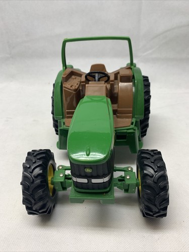 Ertl John Deere Tractor 1:18 Scale Farm Equipment Plastic Agriculture KG - Picture 4 of 12