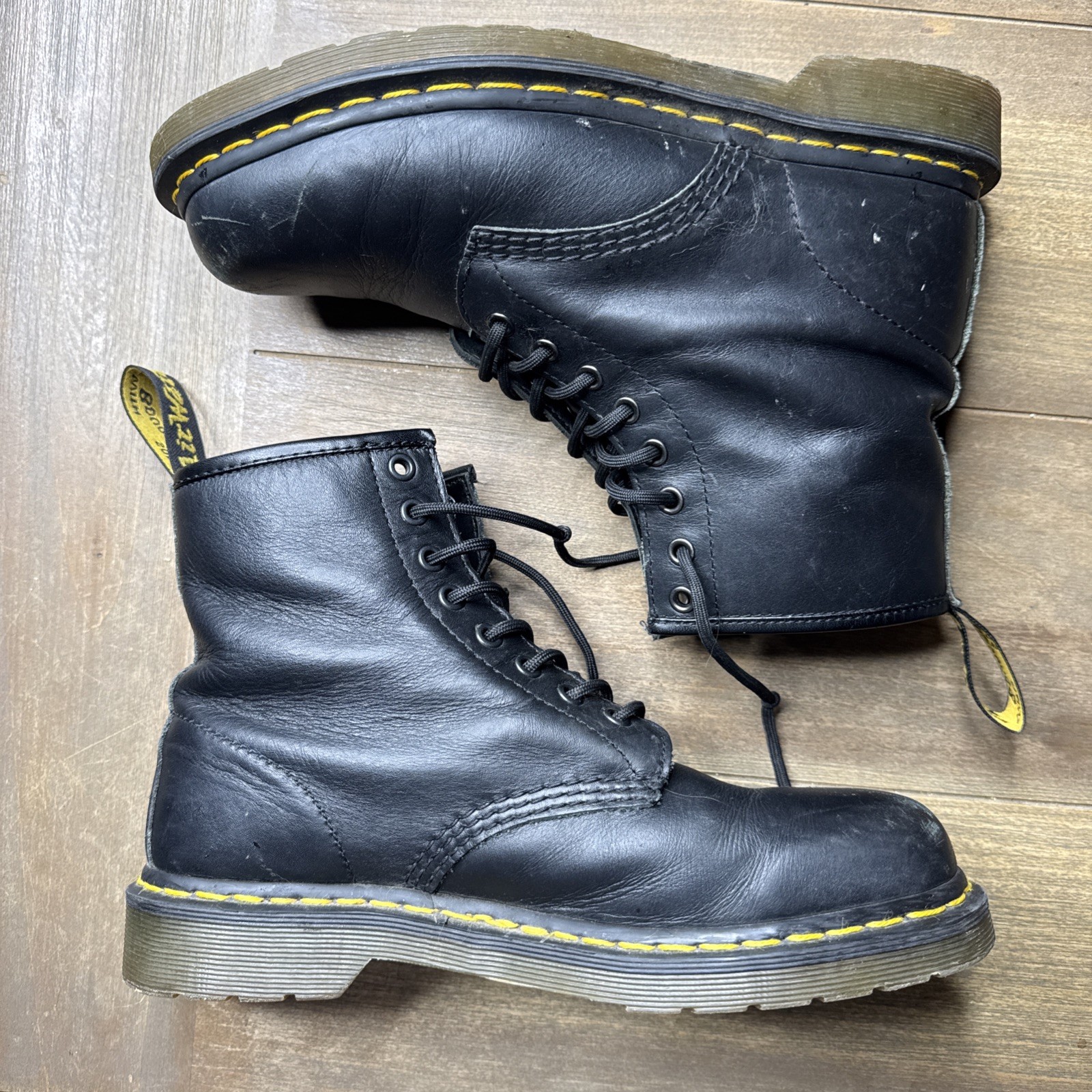 Doc Dr. Martens Black Leather Combat Boots Lace-Up M8 W9 GUC thumbnail 6
