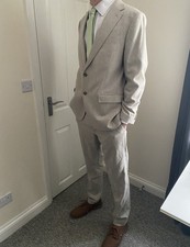 M&S Mens beige cream Italian suit 42" chest 34" waist 33" inside leg wool blend