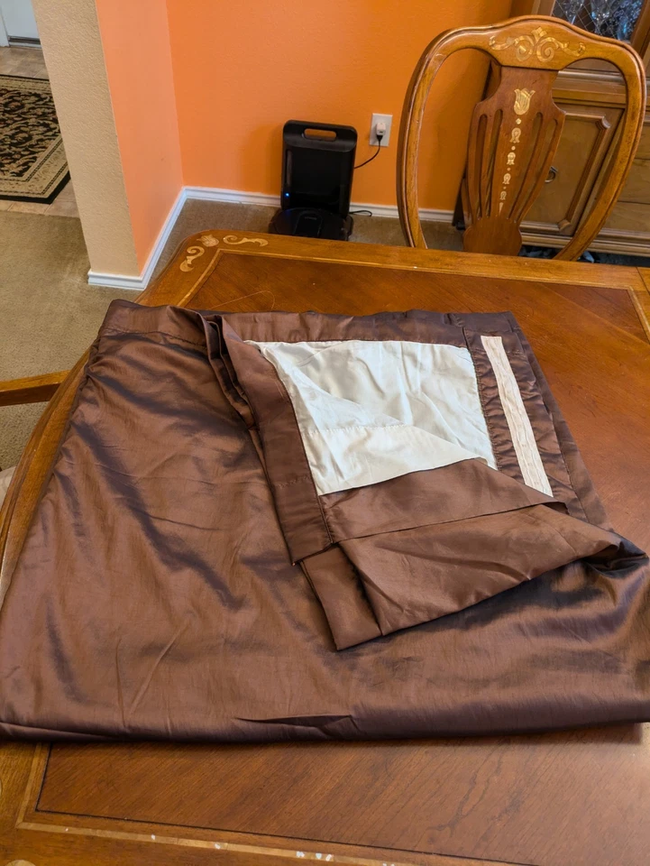 Exclusive Fabrics & Furnishing Chocolate Brown With Lining 3 Panels 50x108 - Image 3 of 4