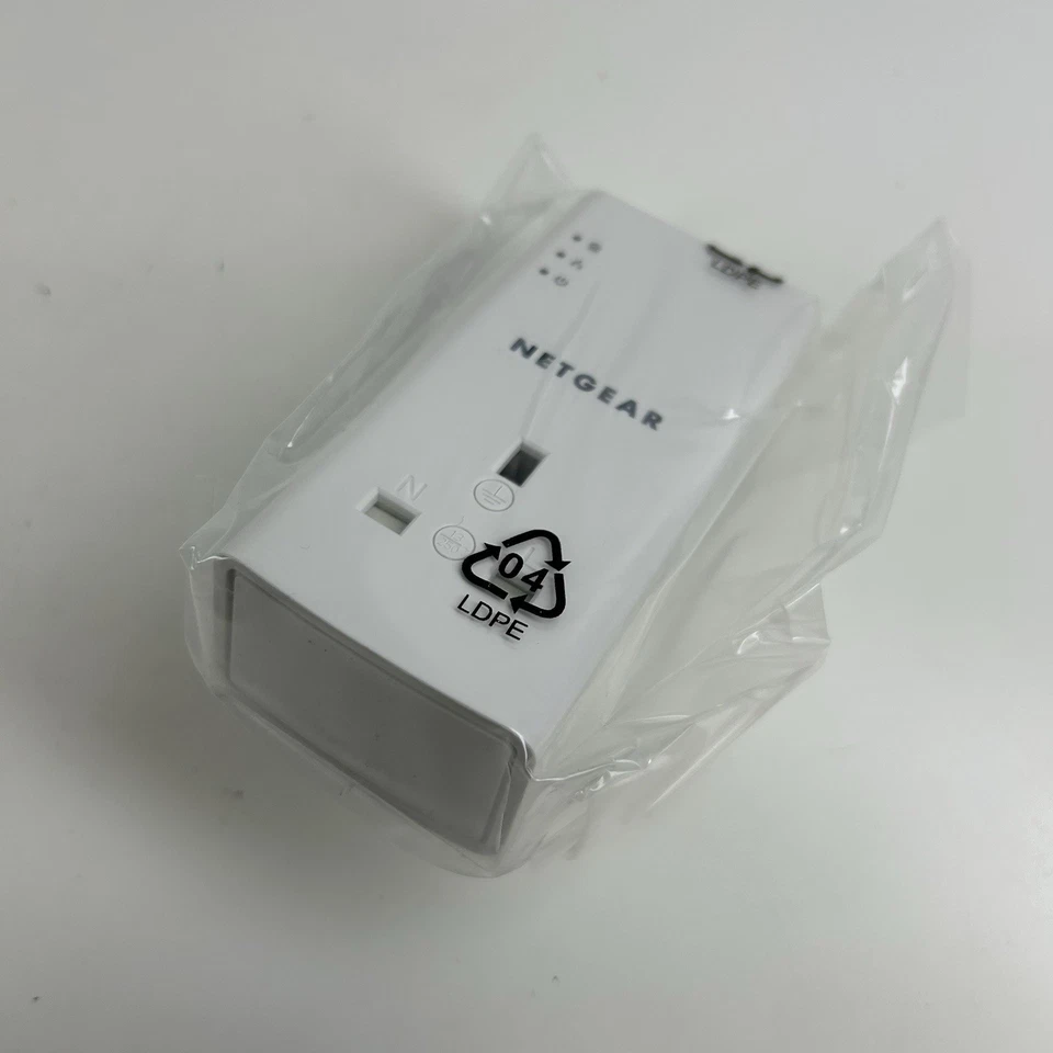 Netgear PLP1200S Powerline 1200+ Extra Outlet Single Adapter White Ethernet Port - Image 2 of 4