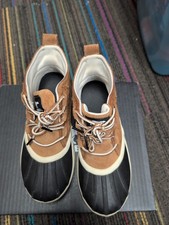 SOREL Out 'N About III Classic Waterproof Boots Women's Size 6 Taffy