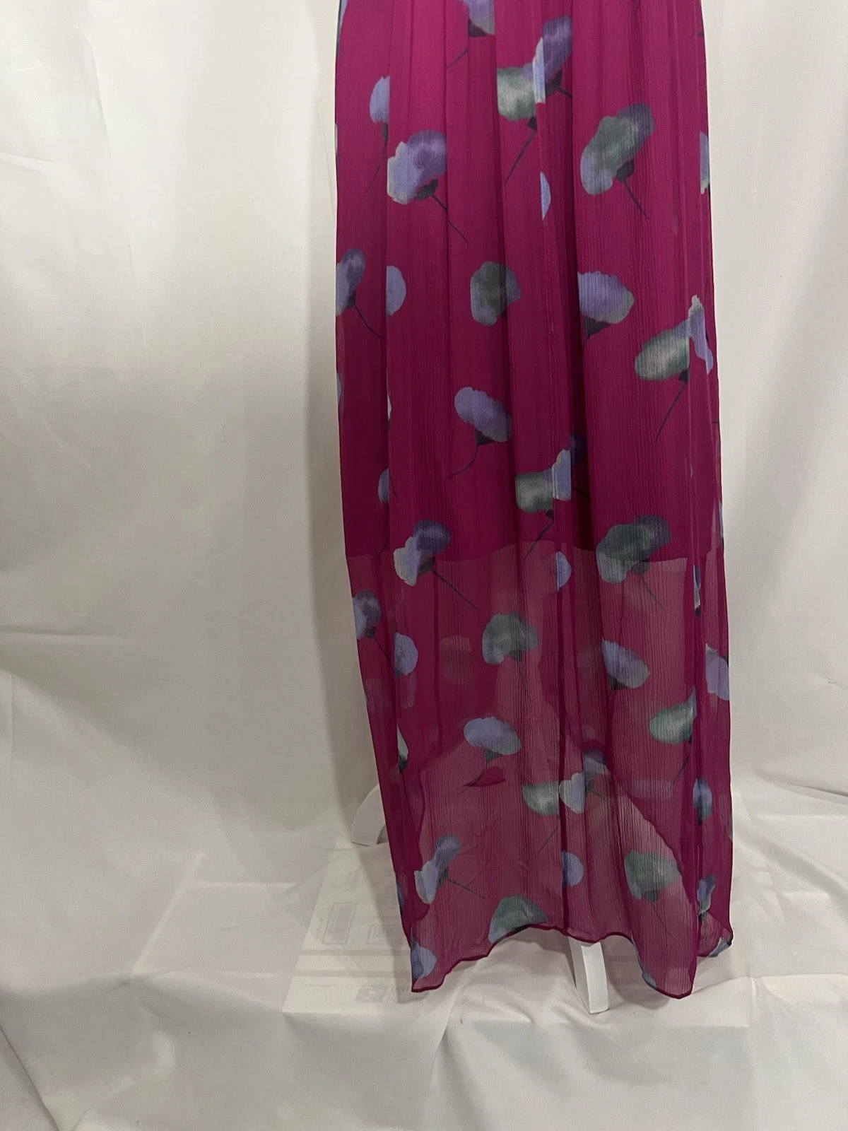 Abito Coach senza maniche lunghezza media rosa scollo a V 100% seta chiffon trasparente taglia 4