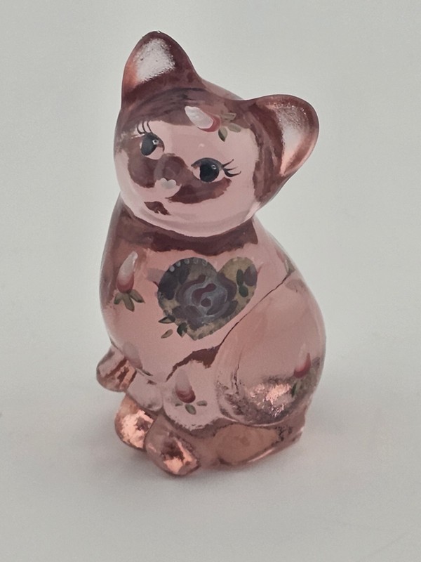 Fenton Handpainted Pink Glass Cat Figurine Signed “Smiles For You” Floral Heart