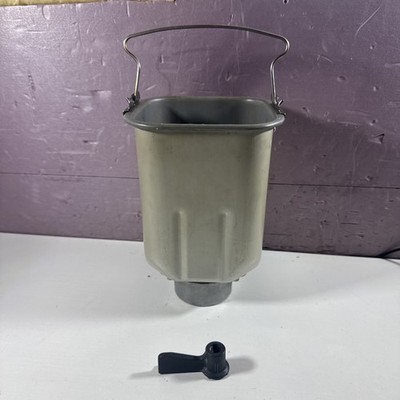 Zojirushi BBCC-N15 Bread Maker Replacement Pan And Paddle Only