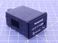 LOT OF 7 HONEYWELL 20116-23 HOUR METER T106316