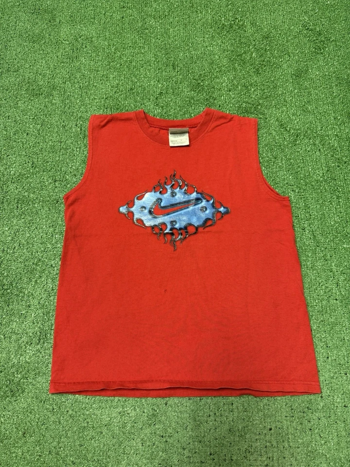 Lote de camisetas sin mangas de baloncesto vintage Y2K Nike para niños talla S-M rojas MARCADAS Foto 2 de 4