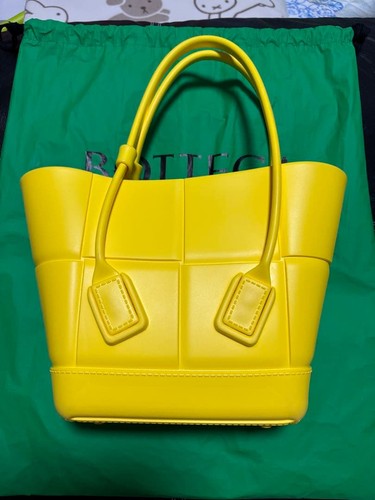 Bottega Veneta Tote Bag Yellow (Arco Tote Bag) Rubber