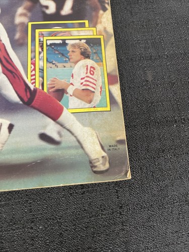 1982 Topps Football Sticker Album - Complete Montana Payton Dorsett - Picture 2 of 22