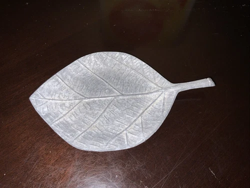 Leaf Shaped Plate Dish Aluminum Metal 10”x 7” Textured India