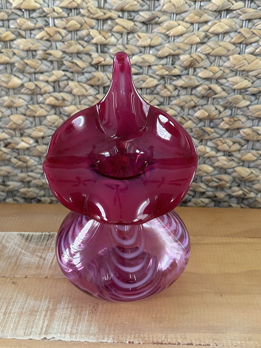 Vintage Fenton Jack in the Pulpit Fusia Opalescent Pulled Feather