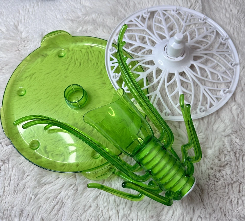 Estante de secado redondo para biberones Munchkin verde para biberones o tazas Foto 3 de 4