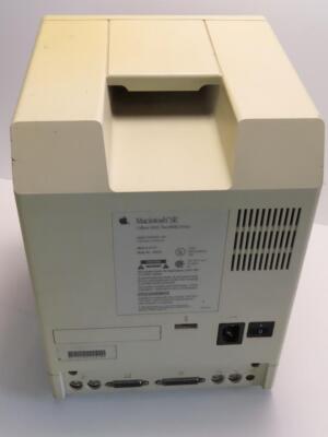 APPLE MACINTOSH SE ALL IN ONE VINTAGE COMPUTER MODEL M5011 NO HDD