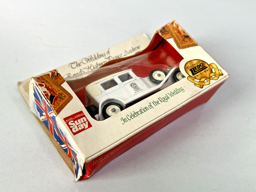 Lledo Days Gone 1931 Rolls Royce Phantom II - Prince Andrew Wedding - Picture 2 of 5