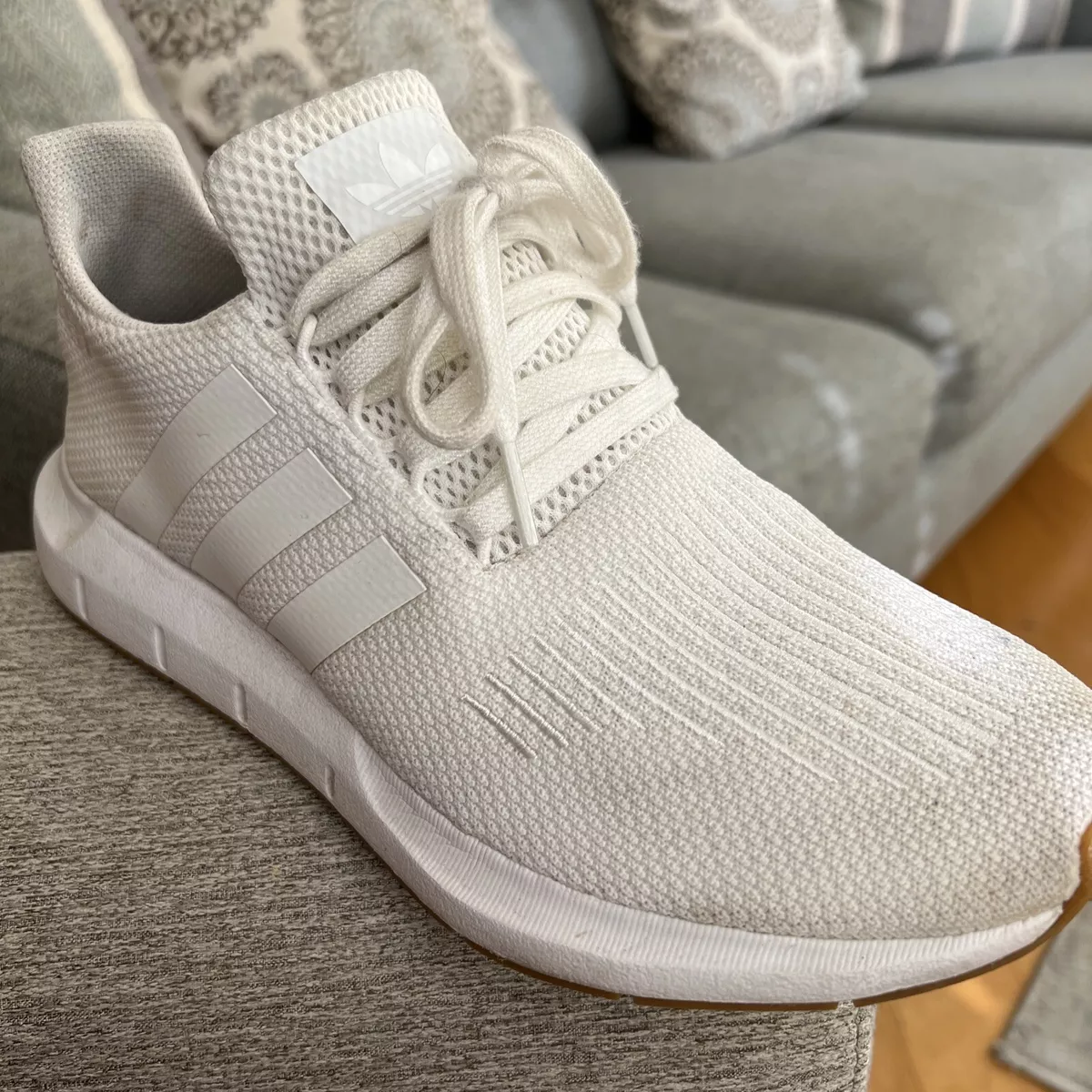 Size 8 - Adidas Swift Run Cloud White Gum | Ebay