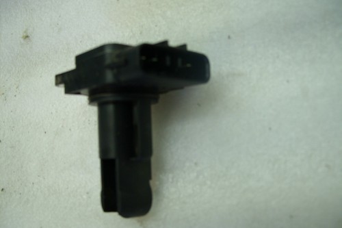 2004 04 Toyota Camry 2.4 Mass Airflow Air Flow Sensor Senser B-71-1 D