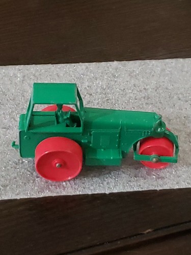 LESNEY MATCHBOX REGULAR WHEELS 1-3 DARK GREEN DIESEL ROAD ROLLER, #1 NM - Picture 3 of 10