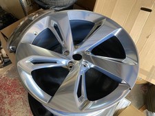 BENTLEY BENTAYGA 2019 YEAR 22 INCH  BRAND NEW  WHEEL GENUINE P/N 36A601025AN