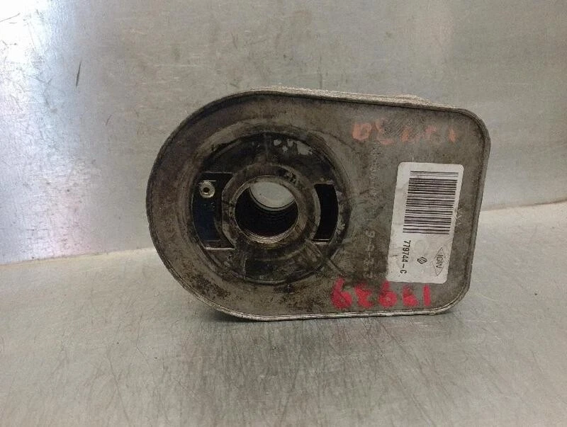 779744C enfriador de aceite motor para RENAULT KANGOO 1.5 DCI 2008 4616718 - Imagen 2 de 4