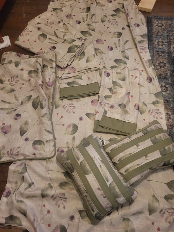 Botanical Nature Croscill High End Curtain & Throw Pillow Lot
