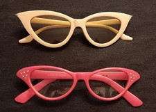 Kids Fun Fashion Glasses Sunglasses For Play Use Pair