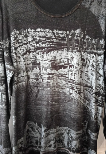 Camiseta Y2K Custo Barcelona Manga Larga Gráfica Fantasía Paisaje Urbano 3D Ha Ha Ha - Imagen 2 de 10