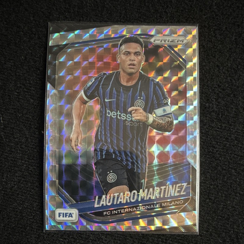 Panini 2025-26 Prizm FIFA Soccer Lautaro Martínez Inter Milan #75