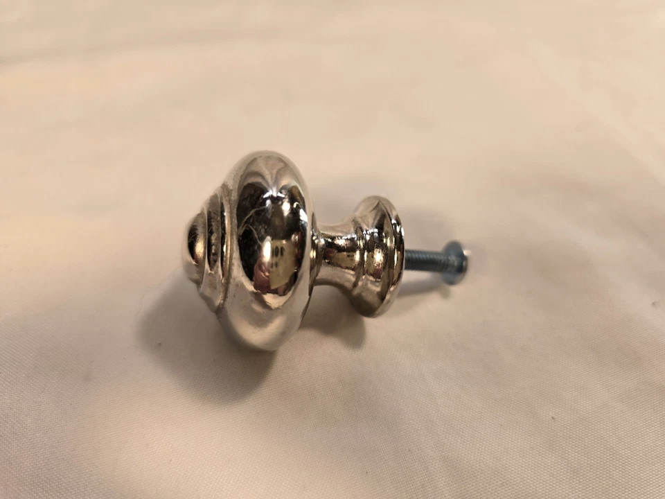 Traditional Chrome Knob 25mm - 1.25" - Image 3 of 4