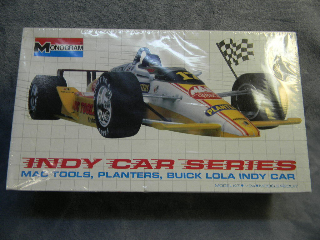 1/24 SCALE MONOGRAM 1989 BUICK LOLA INDY 500 RACER WHITE MODEL KIT