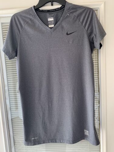 ✨Yourh L (12-14) Nike Pro Short Sleeve Shirt, Gray Black Trim And Logo Unisex - 第 1/6 張圖片