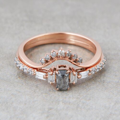 Emerald Salt and Pepper and Moissanite Diamond Engagement Ring Set Bridal Sets - 第 1/17 張圖片