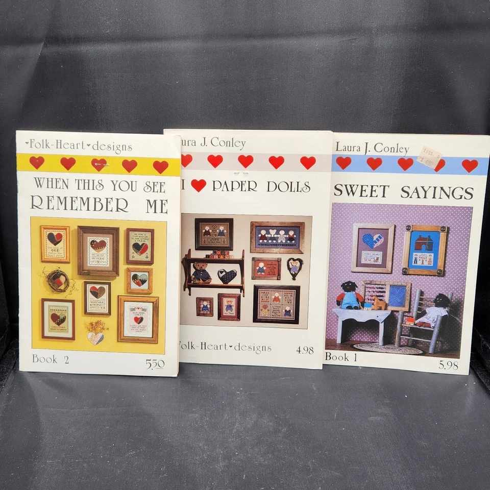 Laura J Conley Lot 3 - Sweet Sayings Folk Heart Designs Paper Dolls Remember Me - Image 3 of 4