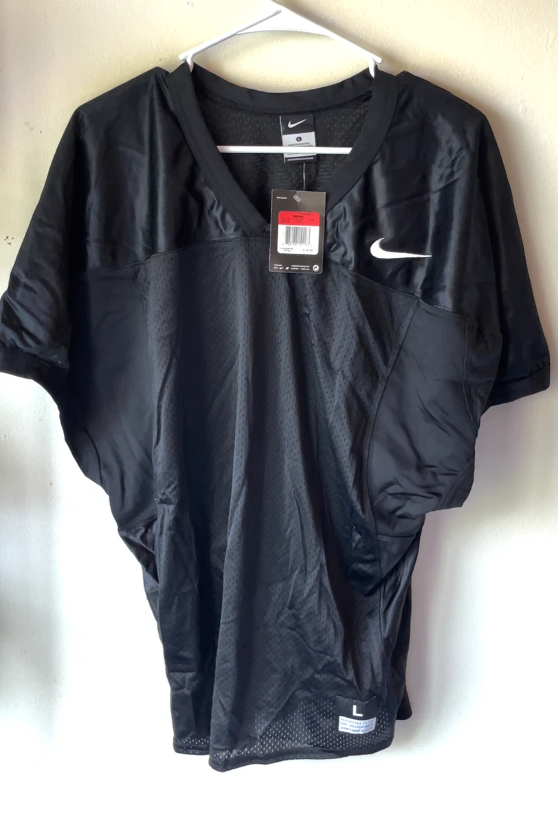 Nike football hotsell clothing