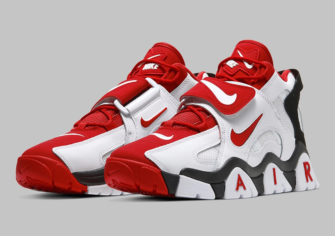 Nike Air Barrage Mid University Red 