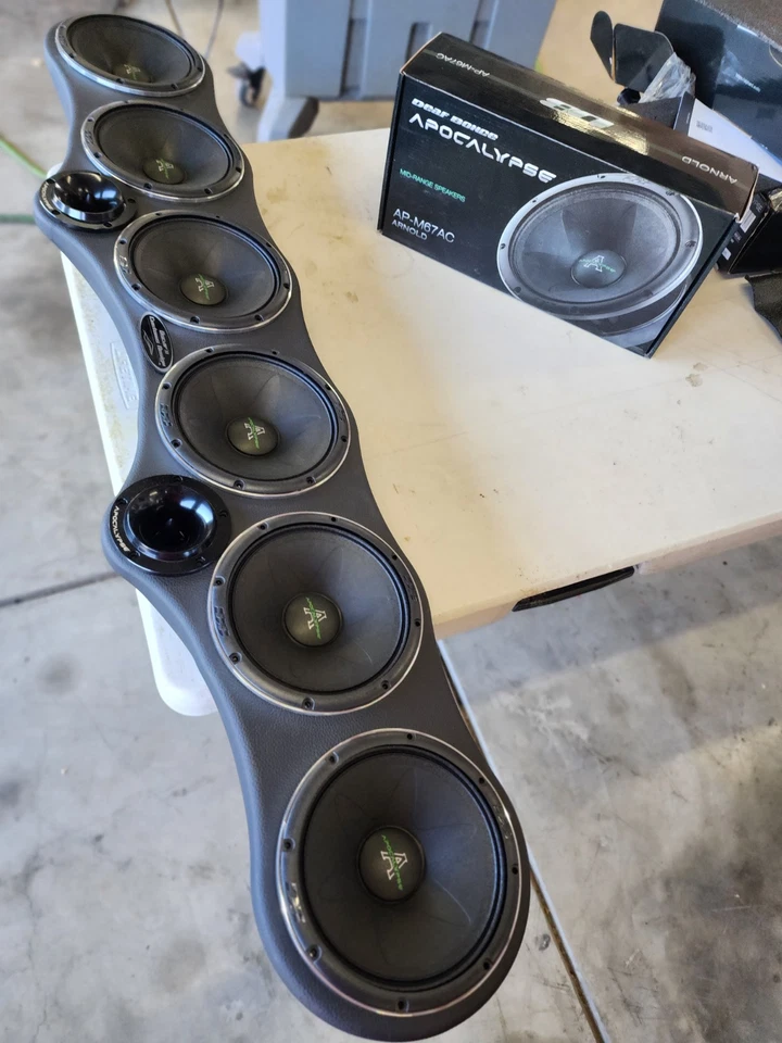 Barra de Sonido Universal 45" Pod para 6 x 6.5" Gama Media y 2 Tweeters Madera y Tela Foto 3 de 4