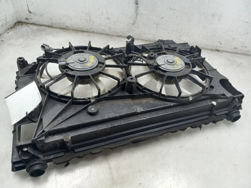 Conjunto de ventilador de motor de ventilador de radiador Prius VIN Du se adapta a 10-15 PRIUS Foto 2 de 4