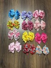 Girl Bows Lot Of 12 Assorted Surprises Printed Grosgrain Ribbon Alligator Clips